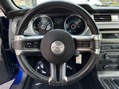 2013 Ford Mustang V6   - Photo 3 - Frederick, MD 21702