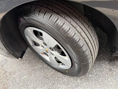 2018 Chevrolet Cruze LS Auto   - Photo 23 - Frederick, MD 21702