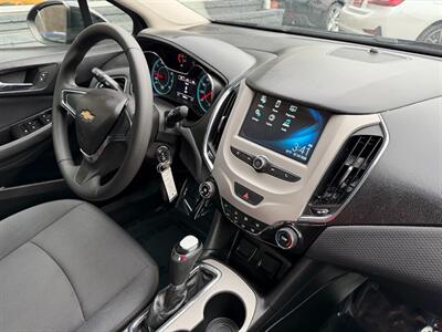 2018 Chevrolet Cruze LS Auto   - Photo 40 - Frederick, MD 21702