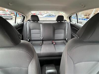 2018 Chevrolet Cruze LS Auto   - Photo 37 - Frederick, MD 21702
