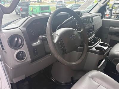 2017 Ford E-350 SD   - Photo 43 - Frederick, MD 21702