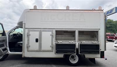 2017 Ford E-350 SD   - Photo 17 - Frederick, MD 21702