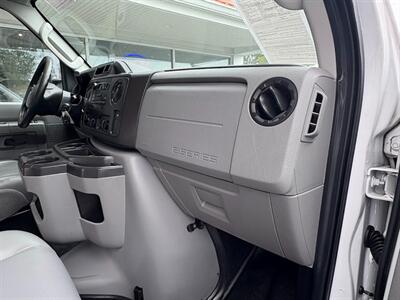 2017 Ford E-350 SD   - Photo 25 - Frederick, MD 21702