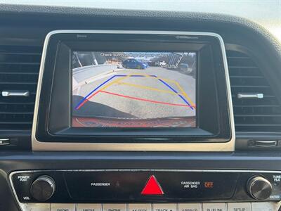 2019 Hyundai SONATA SEL   - Photo 8 - Frederick, MD 21702