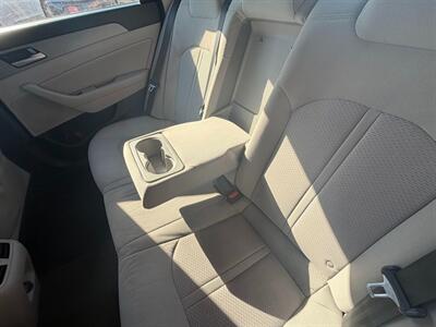 2019 Hyundai SONATA SEL   - Photo 14 - Frederick, MD 21702