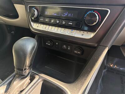 2019 Hyundai SONATA SEL   - Photo 25 - Frederick, MD 21702