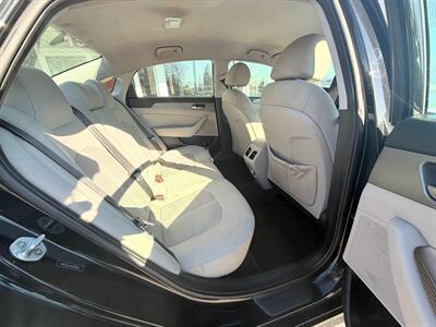 2019 Hyundai SONATA SEL   - Photo 20 - Frederick, MD 21702