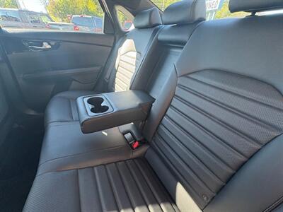 2023 Kia Forte GT - Photo 14 - Frederick, MD 21702