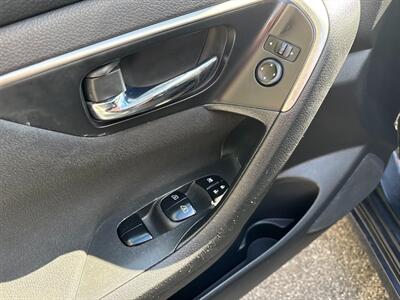 2015 Nissan Altima 2.5 SV - Photo 19 - Frederick, MD 21702