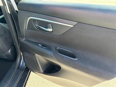 2015 Nissan Altima 2.5 SV - Photo 34 - Frederick, MD 21702