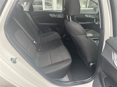 2022 Kia Forte LXS   - Photo 17 - Frederick, MD 21702