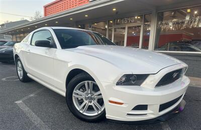 2013 Ford Mustang V6   - Photo 6 - Frederick, MD 21702