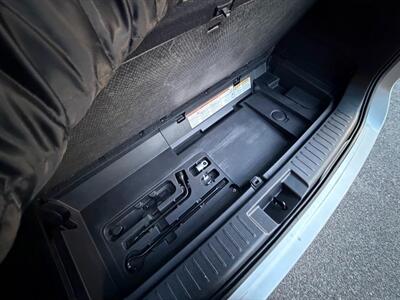 2022 Toyota Highlander LE   - Photo 34 - Frederick, MD 21702