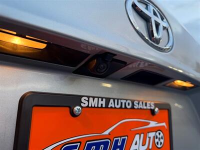 2022 Toyota Highlander LE   - Photo 13 - Frederick, MD 21702