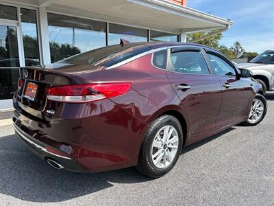 2017 Kia Optima LX - Photo 37 - Frederick, MD 21702