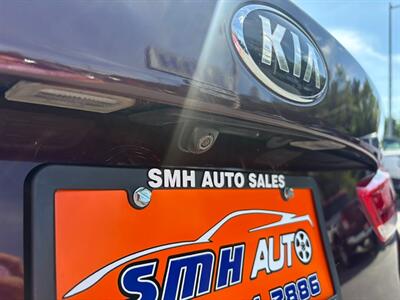 2017 Kia Optima LX - Photo 13 - Frederick, MD 21702