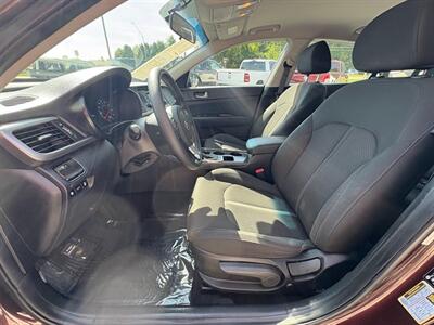 2017 Kia Optima LX - Photo 8 - Frederick, MD 21702