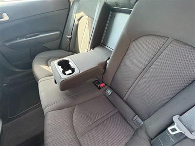 2017 Kia Optima LX - Photo 26 - Frederick, MD 21702