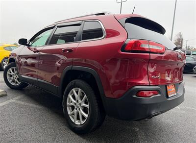2017 Jeep Cherokee Latitude   - Photo 13 - Frederick, MD 21702