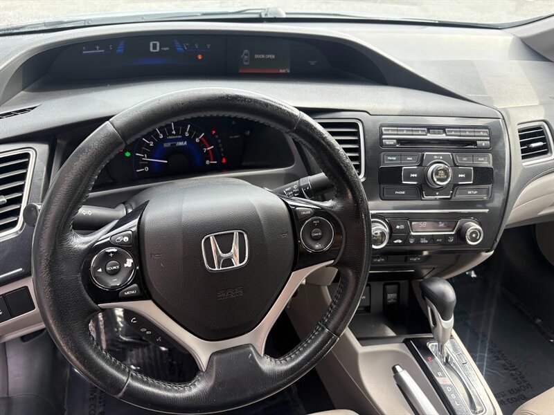 2013 Honda Civic Hybrid w/Leather  