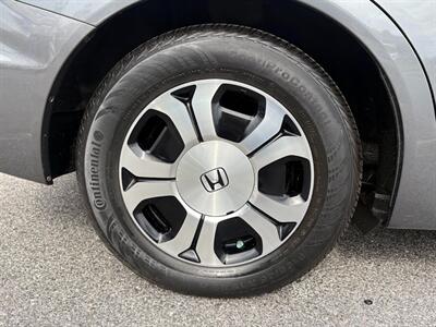 2013 Honda Civic Hybrid w/Leather   - Photo 30 - Frederick, MD 21702