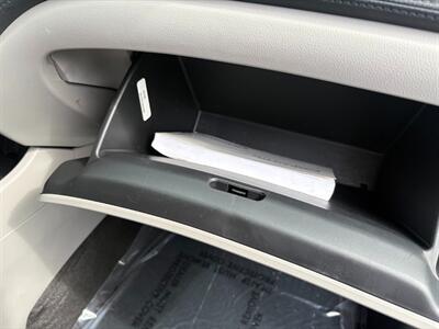 2013 Honda Civic Hybrid w/Leather   - Photo 25 - Frederick, MD 21702