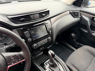 2020 Nissan Rogue Sport S   - Photo 6 - Frederick, MD 21702