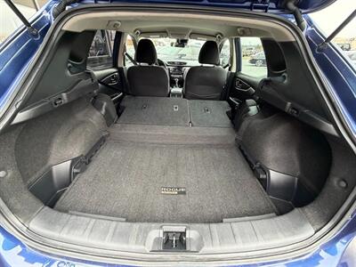 2020 Nissan Rogue Sport S   - Photo 18 - Frederick, MD 21702