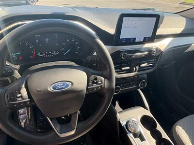 2020 Ford Escape SE   - Photo 15 - Frederick, MD 21702