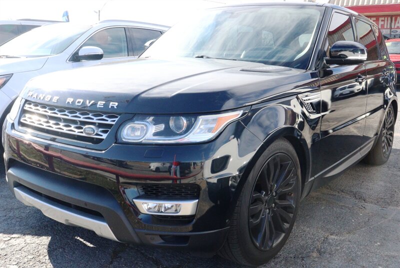 The 2016 Land Rover Range Rover Sport Supercharged photos