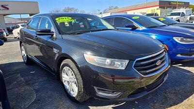 2015 Ford Taurus SEL Sedan