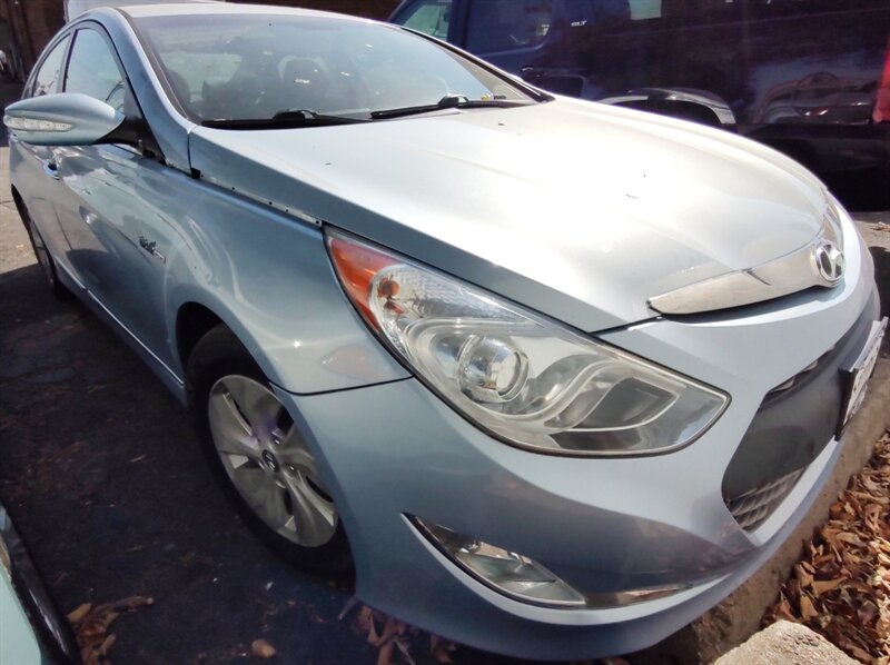 2013 Hyundai SONATA Hybrid Limited  