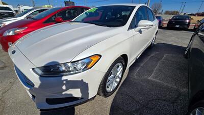 2016 Ford Fusion SE   - Photo 2 - Tulsa, OK 74112