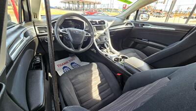 2016 Ford Fusion SE   - Photo 17 - Tulsa, OK 74112