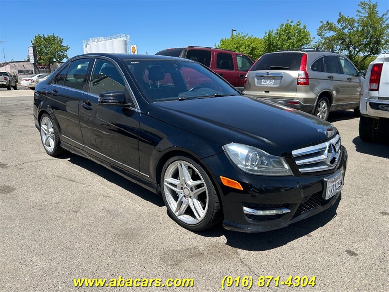 2013 Mercedes-Benz C 300 Sport 4MATIC  