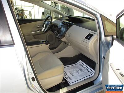 2012 Toyota Prius v Two   - Photo 18 - Dartmouth, MA 02748