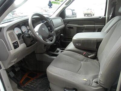 2005 Dodge Ram 1500 ST   - Photo 4 - Chandler, IN 47610
