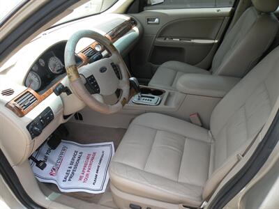2006 Ford Five Hundred Limited   - Photo 3 - Chandler, IN 47610