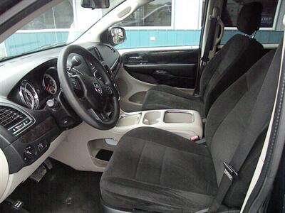 2012 Dodge Grand Caravan SXT   - Photo 4 - Chandler, IN 47610