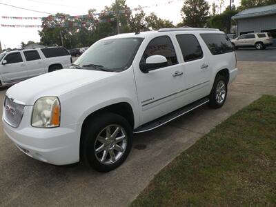 2011 GMC Yukon Denali   - Photo 3 - Chandler, IN 47610