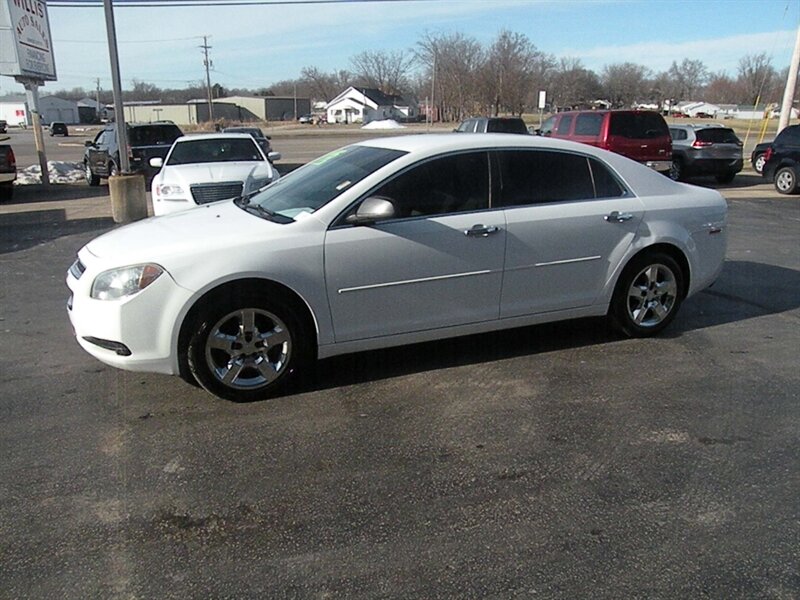 2010 Chevrolet Malibu LS Fleet   - Photo 1 - Chandler, IN 47610