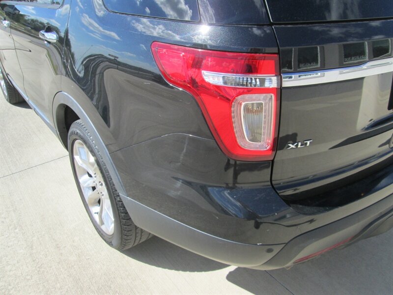 2013 Ford Explorer XLT   - Photo 25 - Pleasant Valley, MO 64068