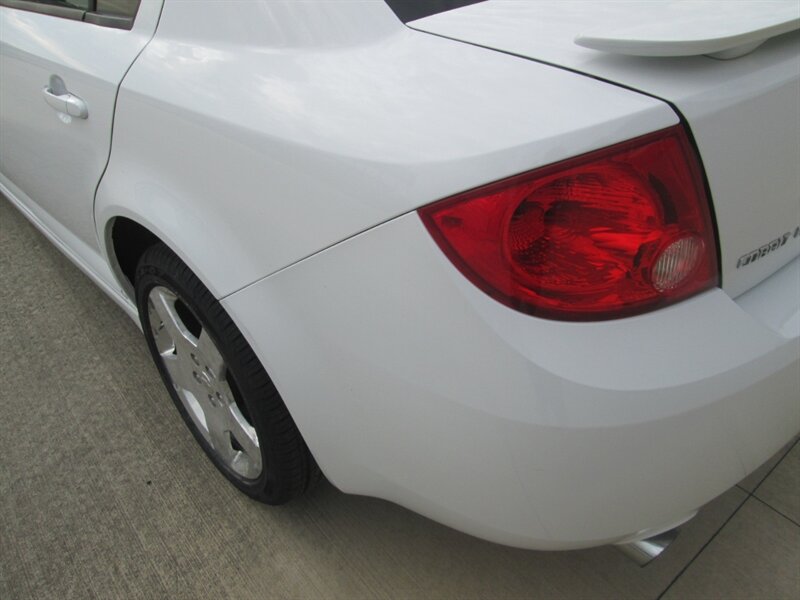 2010 Chevrolet Cobalt LT   - Photo 24 - Pleasant Valley, MO 64068