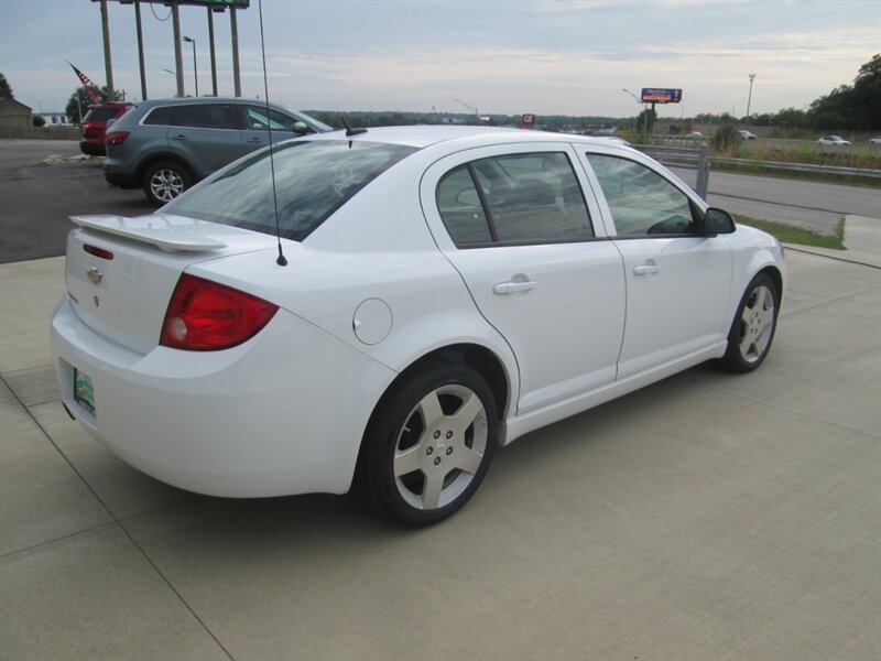 2010 Chevrolet Cobalt LT   - Photo 5 - Pleasant Valley, MO 64068