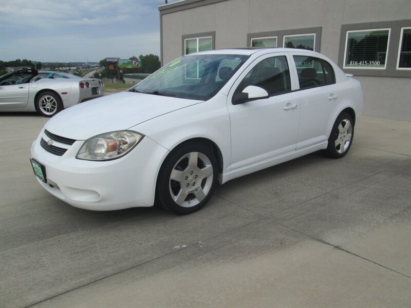 2010 Chevrolet Cobalt LT   - Photo 1 - Pleasant Valley, MO 64068