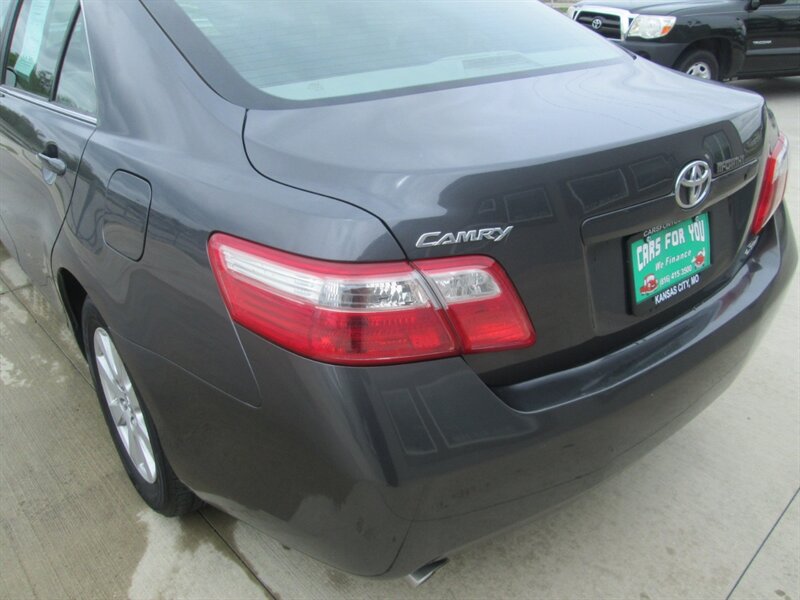 2009 Toyota Camry LE V6   - Photo 23 - Pleasant Valley, MO 64068