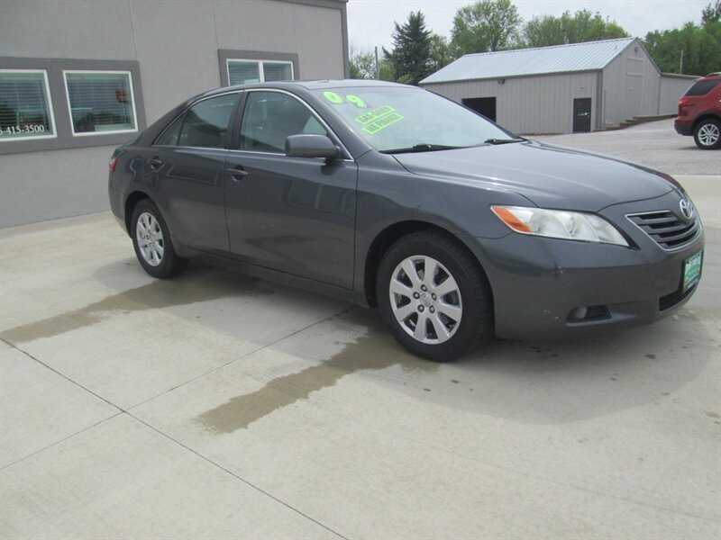 2009 Toyota Camry LE V6   - Photo 3 - Pleasant Valley, MO 64068