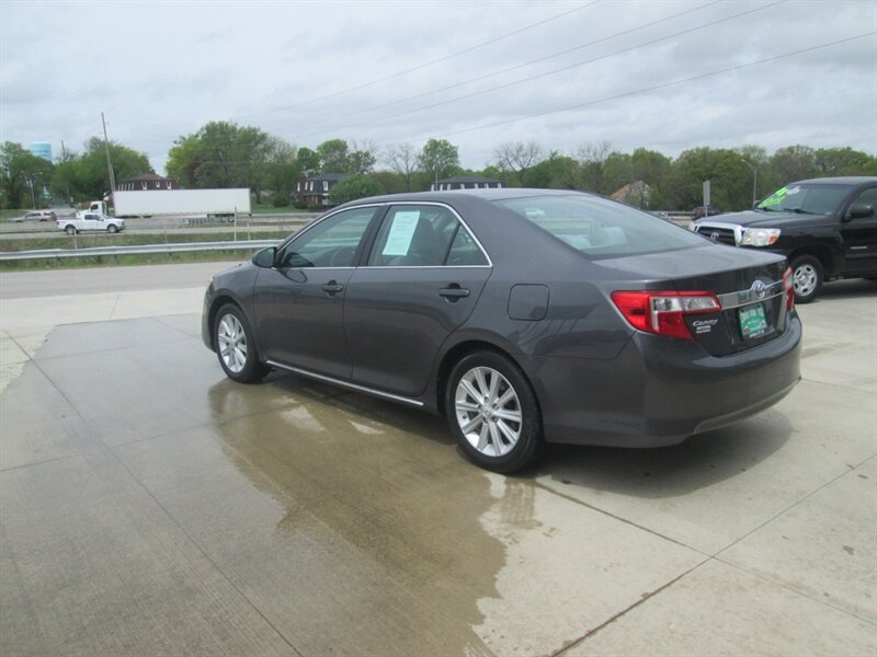 2012 Toyota Camry   - Photo 7 - Pleasant Valley, MO 64068