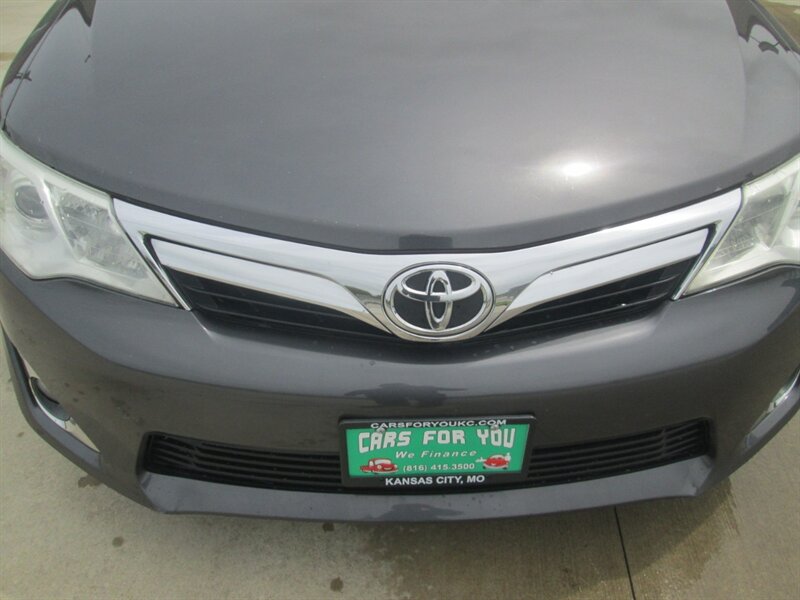 2012 Toyota Camry   - Photo 28 - Pleasant Valley, MO 64068