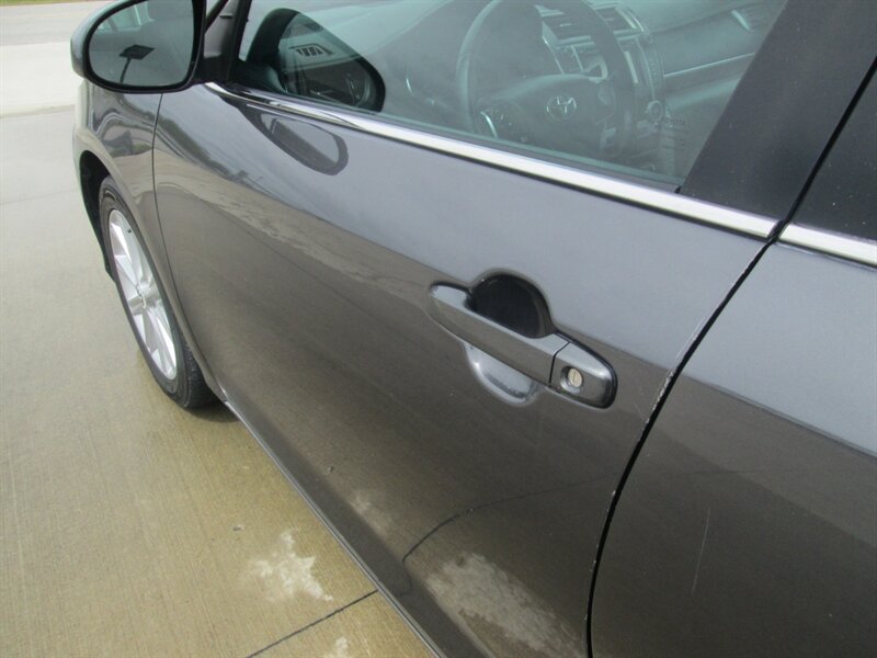 2012 Toyota Camry   - Photo 25 - Pleasant Valley, MO 64068